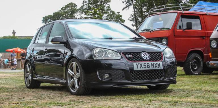 Volkswagon golf gti pirelli, 