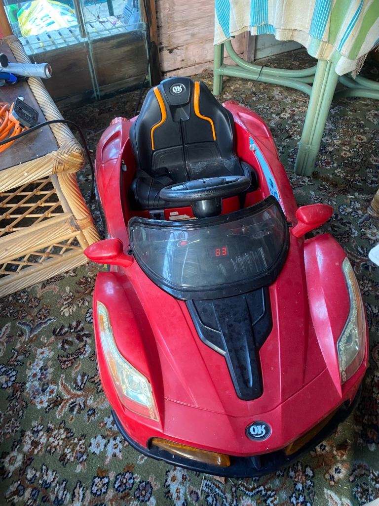 Electric car for child