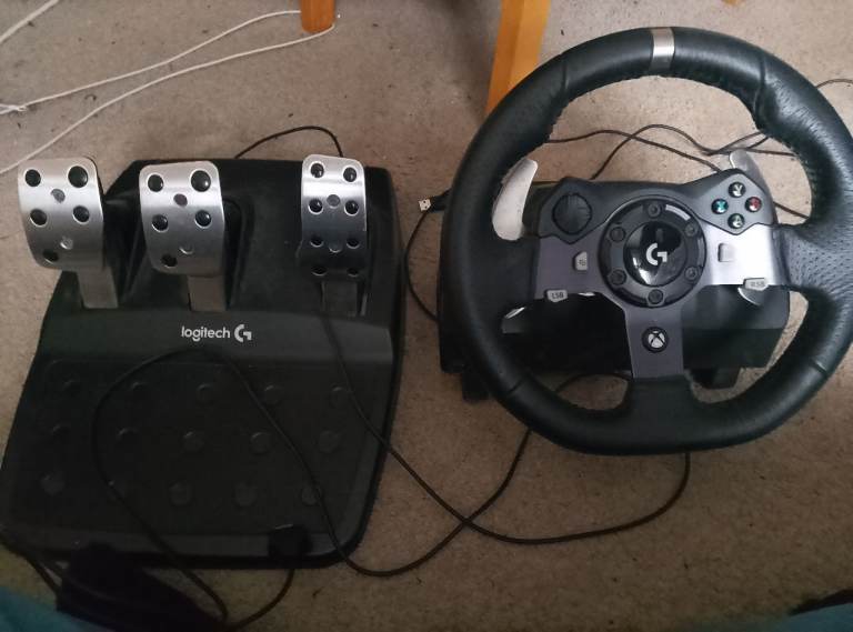 Logitech g920 wheel and pedals