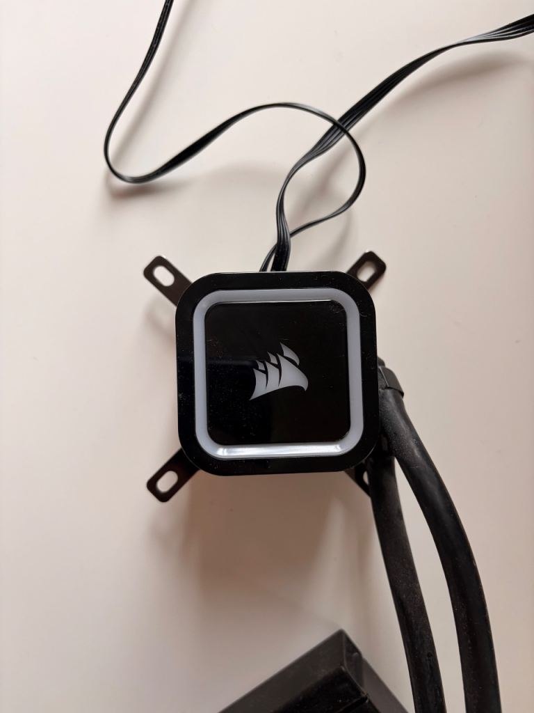 Corsair H60x ELITE, 120mm Radiator, Liquid CPU Cooler Plus fans