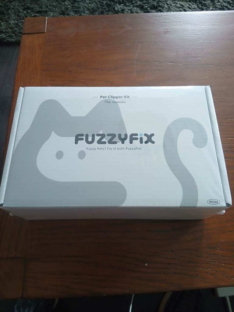 FuzzyFix pet clipper kit