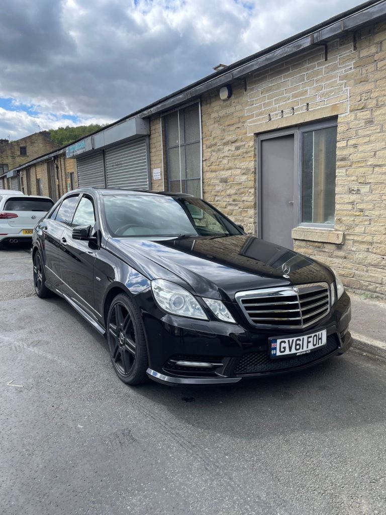 Mercedes-Benz, E CLASS (E250 CDI BlueEfficiency), Saloon, 2012, Semi-Auto, 2143 (cc), 4 doors