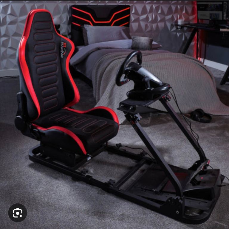 Xrocker gaming setup/Hori wheel and pedals