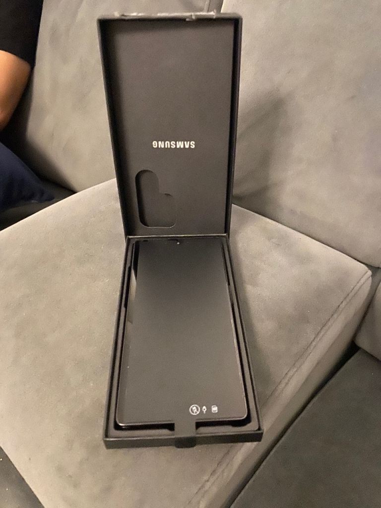 Samsung S25 Ultra Black Brand New Unlocked