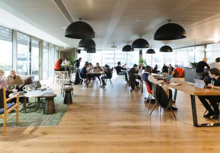 *Moorgate* Private Serviced Offices: Units from 2 to 70 desks for rent EC2