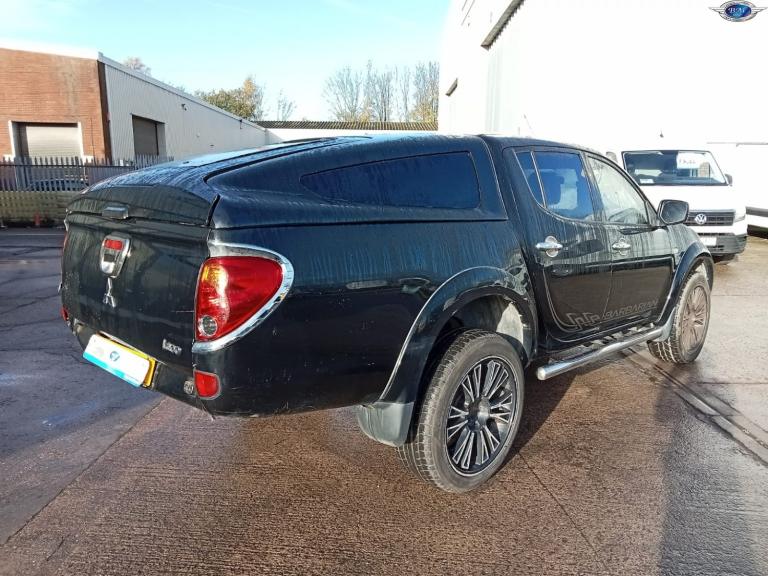MITSUBISHI L200 2.5 DI-D Barbarian Black Manual Diesel 2010