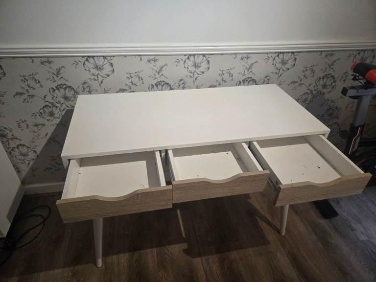 White Desk with 3 Drawers – Good Condition | in Milton Keynes ...