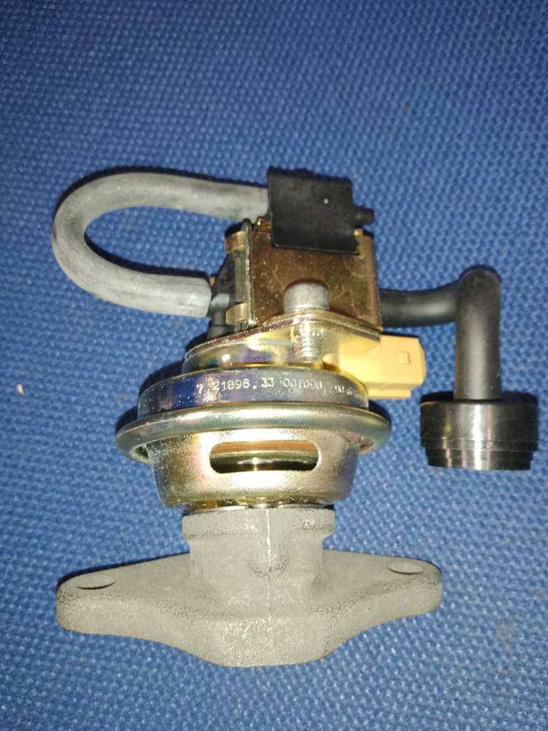 GENUINE VAUXHALL EGR VALVE 90469560 VECTRA A + B - ASTRA F + OMEGA A HALF PRICE