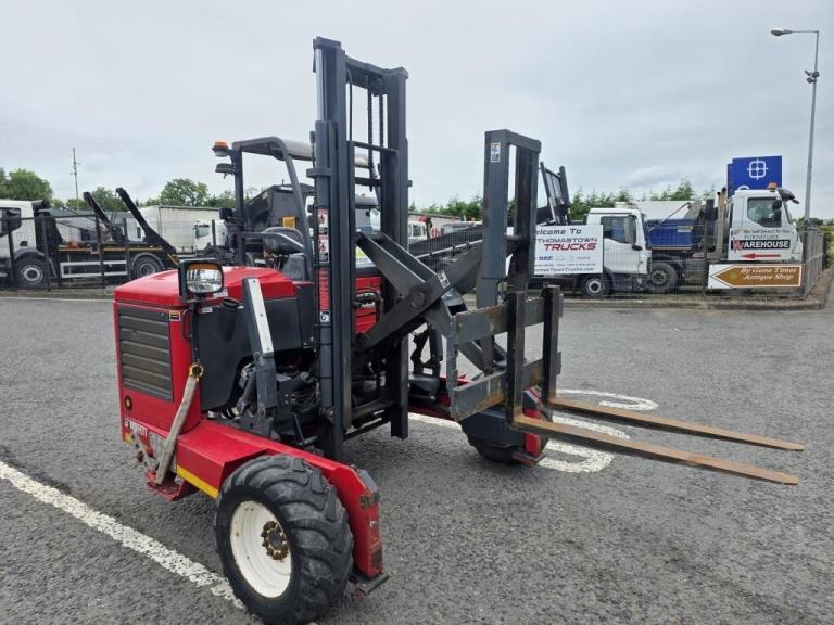 2022 Moffett M5 25.3P NX Series