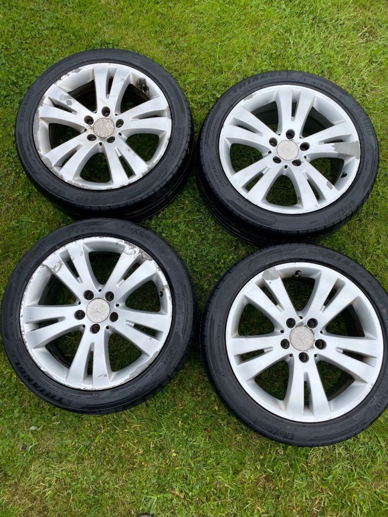 Mercedes 4x Alloy Wheels with Tyres