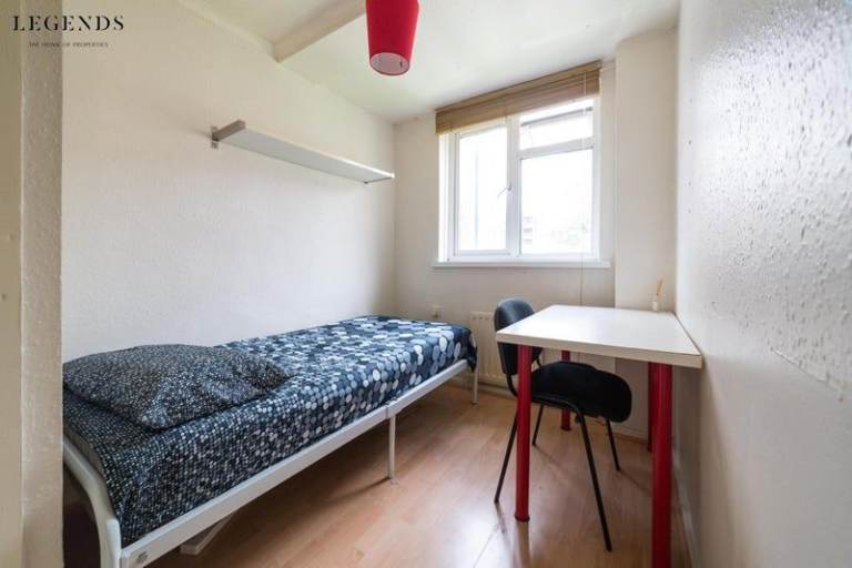 💙Adrian B Single Room | Prime Central Line Location 🚅 | Brick Lane 💙