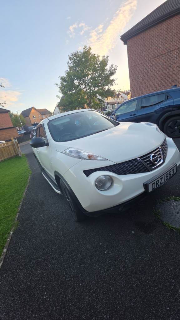 Nissan, JUKE, Hatchback, 2011, Manual, 1461 (cc), 5 doors