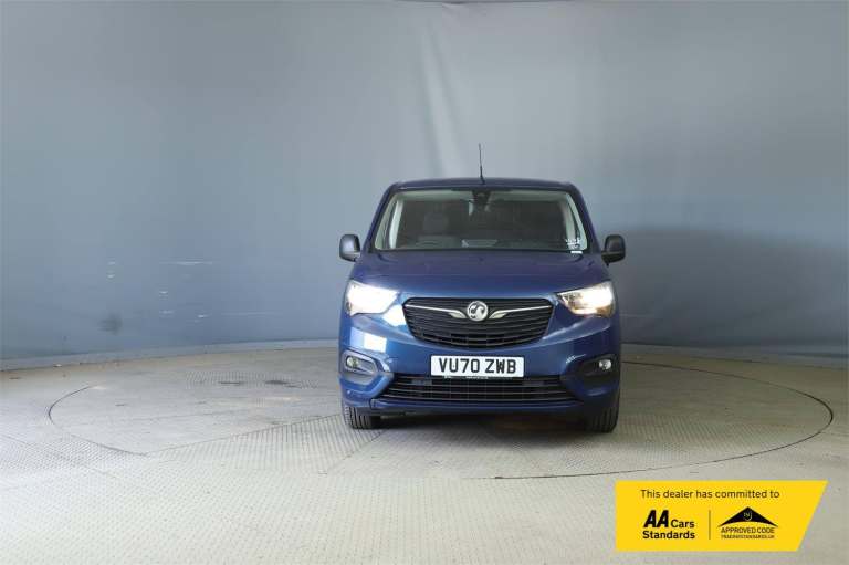 2020 Vauxhall Combo 2000 1.5 Turbo D 100ps H1 Sportive Van PANEL VAN DIESEL Manual