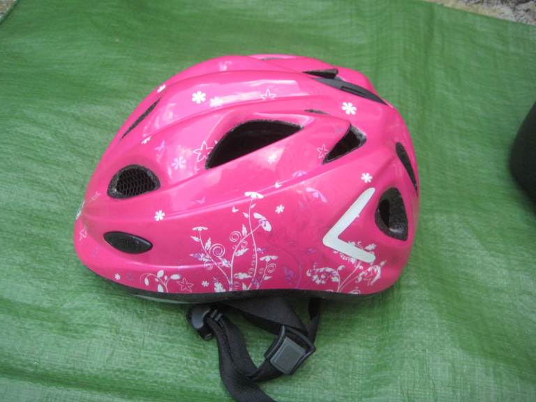 ABUS 45 cm to 50 cm Child Size  Adjustable Bicycle Helmet for 5.00