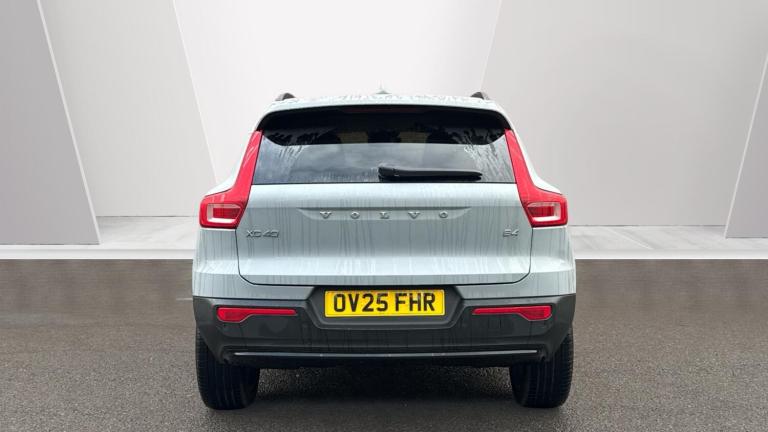 2025 Volvo XC40 2.0 B4P Plus Dark 5dr Auto Petrol Estate Estate Petrol Automatic