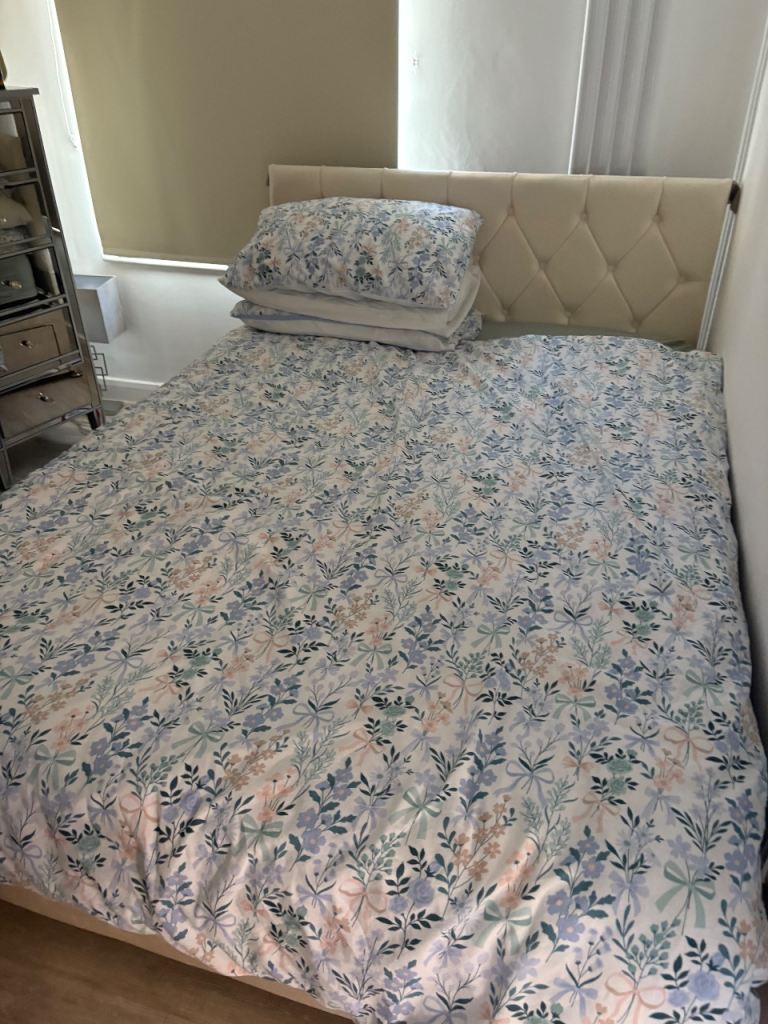 Double bed