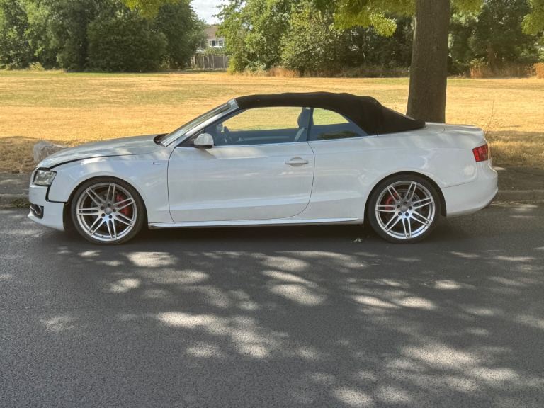 Audi, A5, Convertible, 2009, Semi-Auto, 2967 (cc), 2 doors