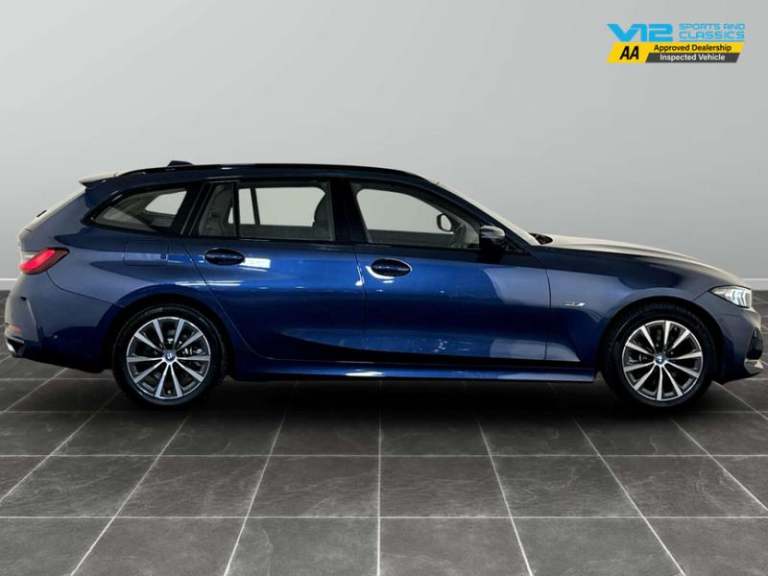 2022 BMW 3 Series 2.0 330e 12kWh Sport Touring 5dr Petrol Plug-in Hybrid Auto Euro 6 (s/s) (2 Est...