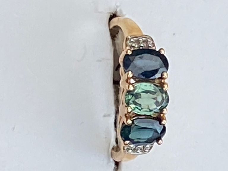 New 9k Gold Ring with Capricorn Parti Sapphire & Diamond Accents