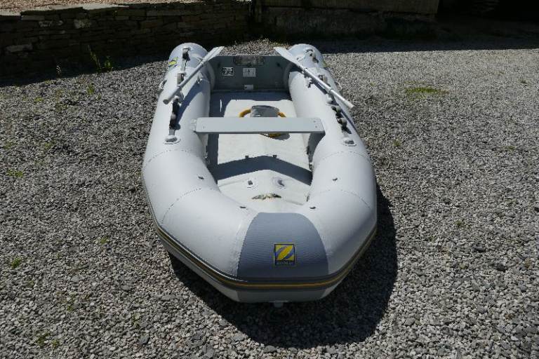 11ft (approx 3.5m) Zodiac Inflatable Boat - REDUCED