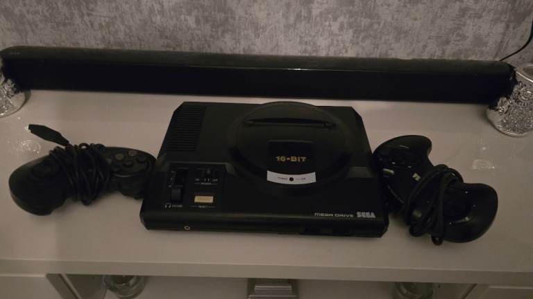 Sega megadrive console classic