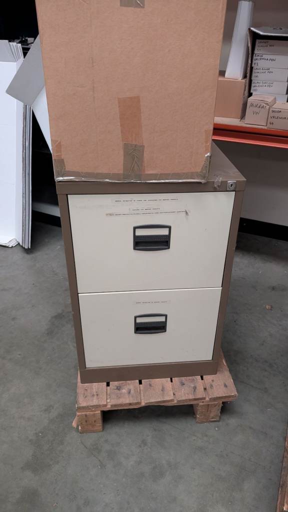 Filing cabinets x 4