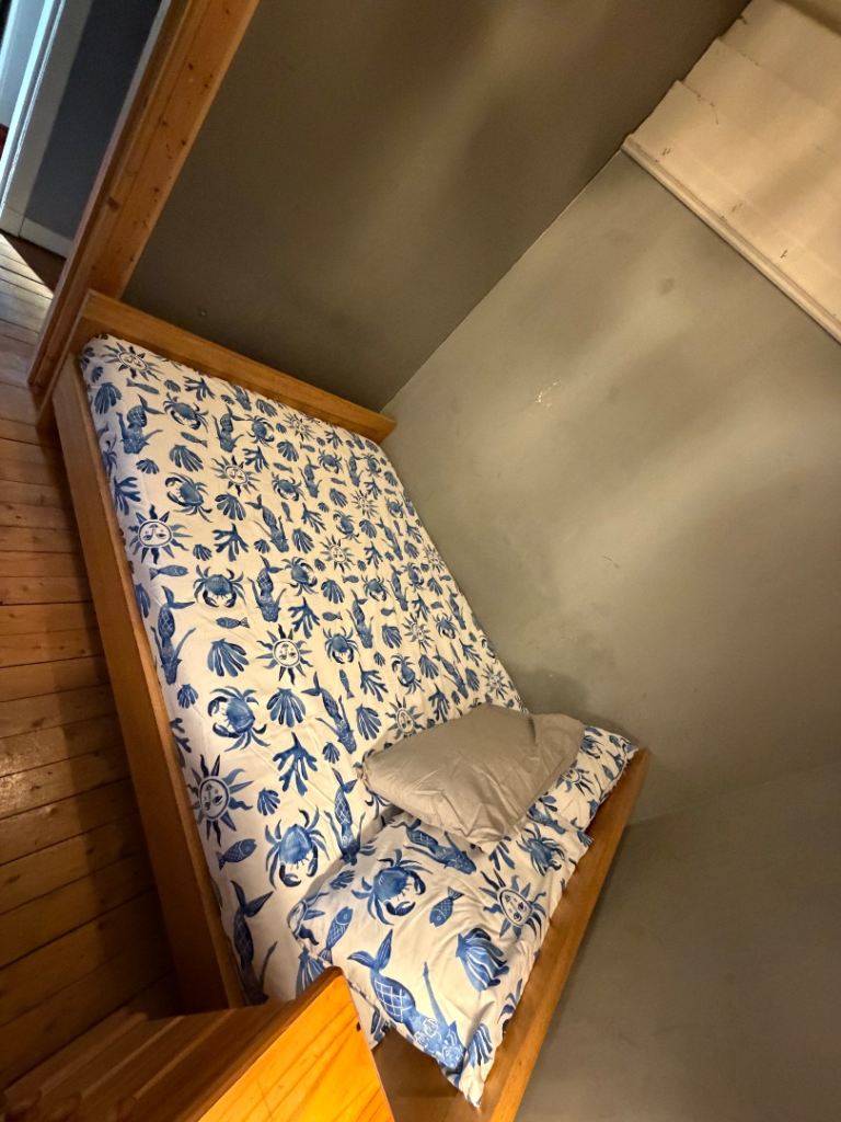 Single Room For Rent 