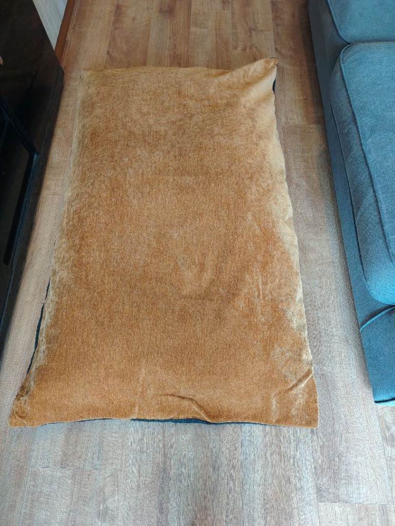 XL dog cushion. 