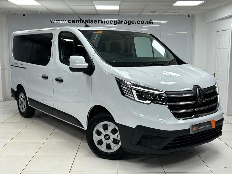 2025 Renault Trafic 2.0 dCi 28 Advance SWB Euro 6 (s/s) 5dr (9 Seat) MPV Diesel Manual