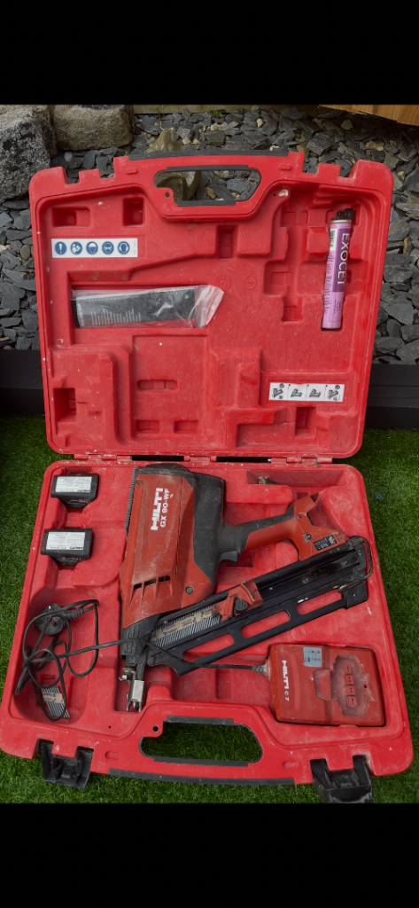 HILTI GX 120 Gas Nailer with Case and Accessories