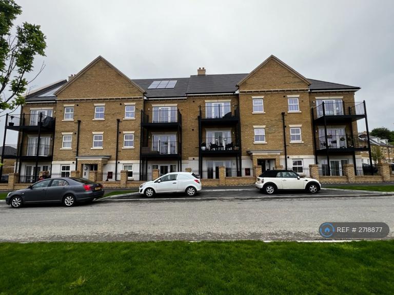 1 bedroom flat in Weldon, Ebbsfleet Valley, Swanscombe,Dartford, DA10 (1 bed) (#2718877)
