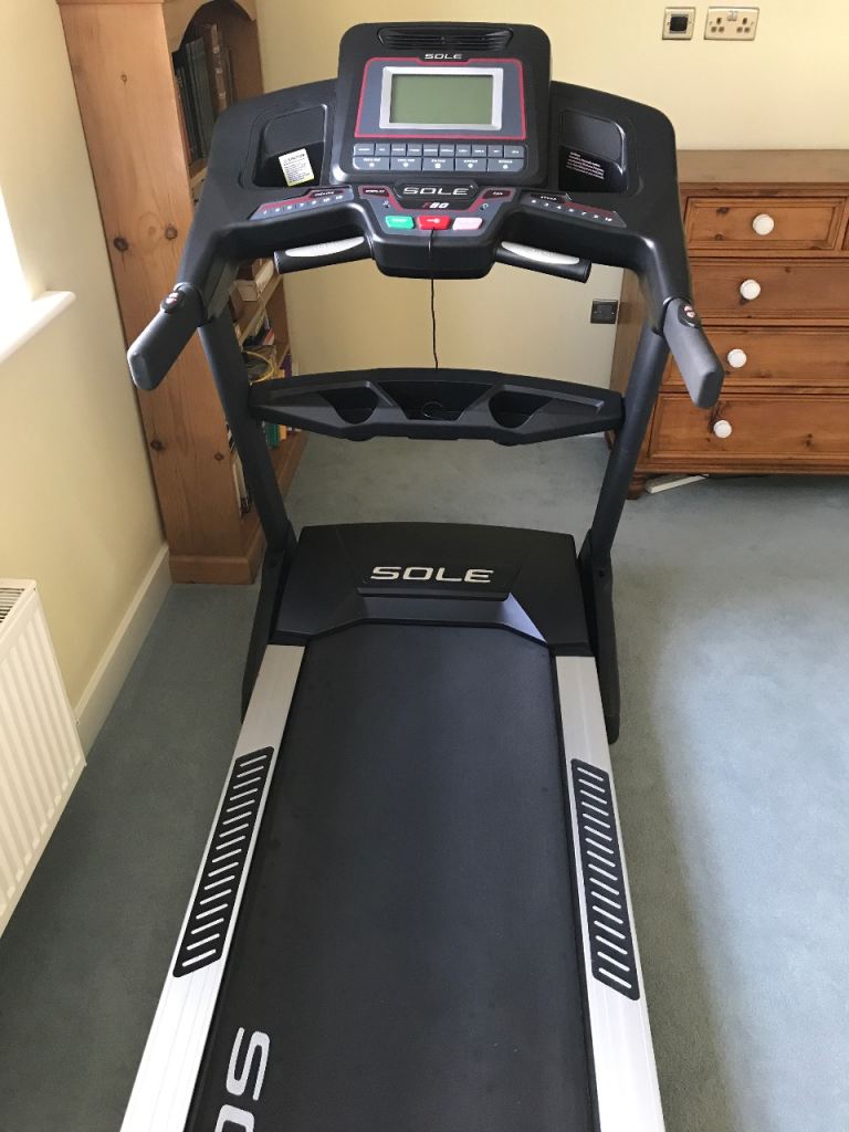 SOLE F80 folding treadmill