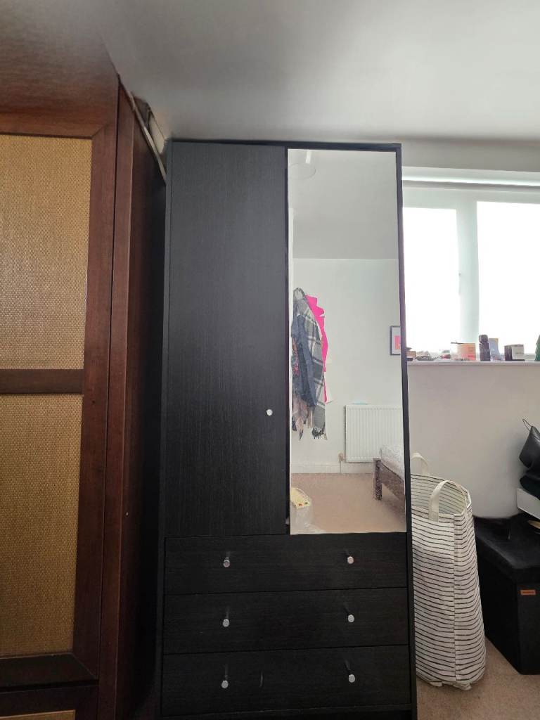 Argos Wardrobe with Mirror – 2 Doors + 3 Drawers – Black Oak (Great Condition)