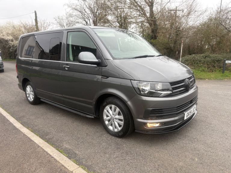 Volkswagen Transporter Highline Kombi DSG