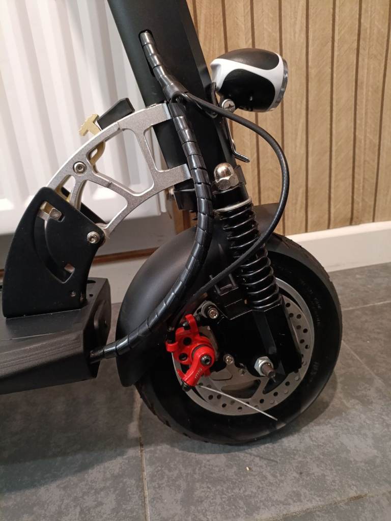Electric scooter 