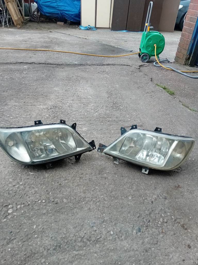 Mercedes sprinter headlights 2003-2006