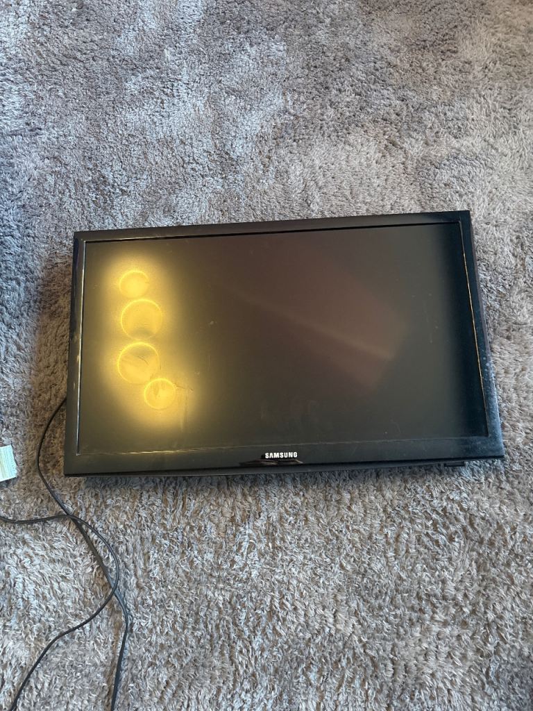 24 inch Samsung tv 