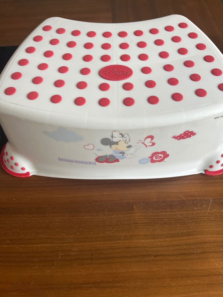 Kids pink Chair, 2 stools and shopping trolley 