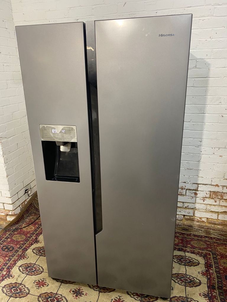 🚐🚐 Hisense Grey American Fridge Freezer For Sale No Offers 