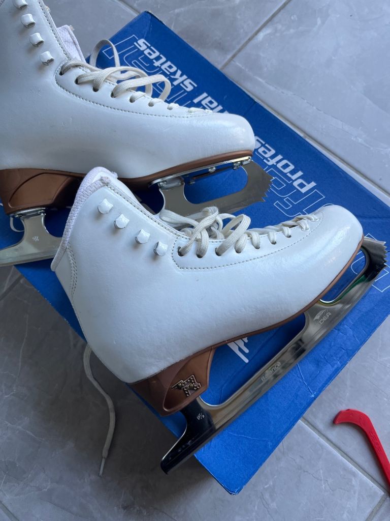 Risport Antares ice skates size 5 uk , 250