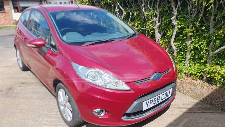 Ford, FIESTA, Hatchback, 2008, Manual, 1242 (cc), 3 doors in Red