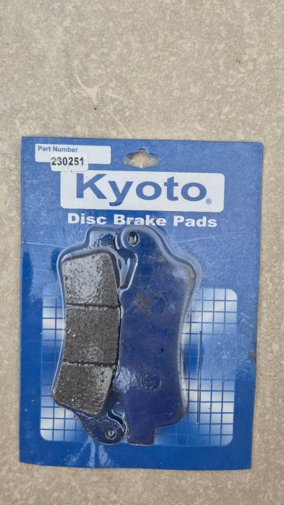 Kyoto Rear Brake Pads (FA261 / SBS 721 Equivalent)