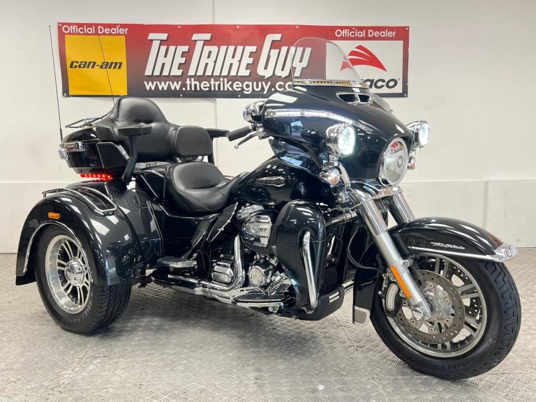 2018 Harley-Davidson Tri Glide 107 Trike - Great Spec - 2300 Miles