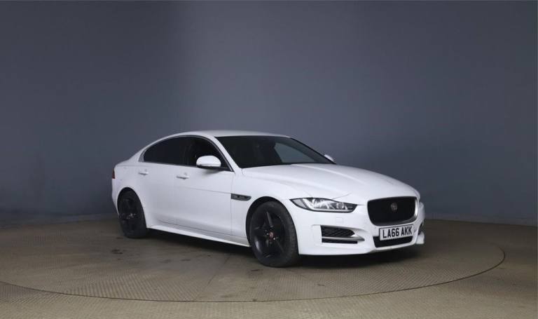 2017 Jaguar XE 2.0d R-Sport Saloon 4dr Diesel Manual Euro 6 (s/s) (180 ps) Saloon Diesel Manual