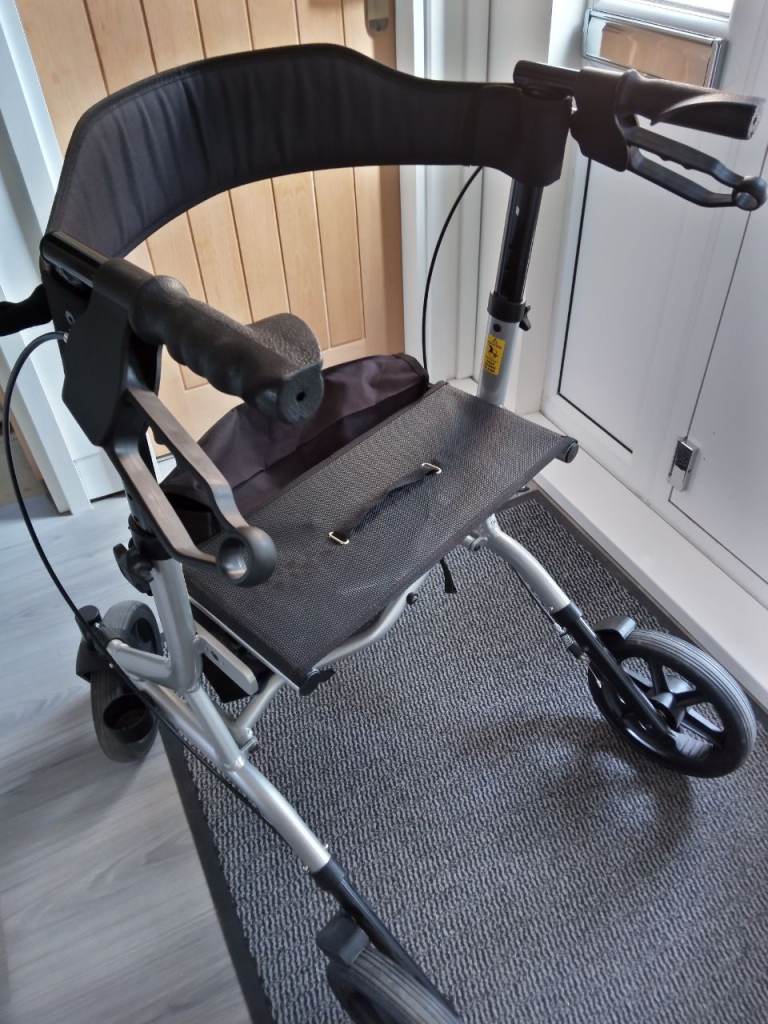 Rollator Walking Aid with Seat – Good Condition