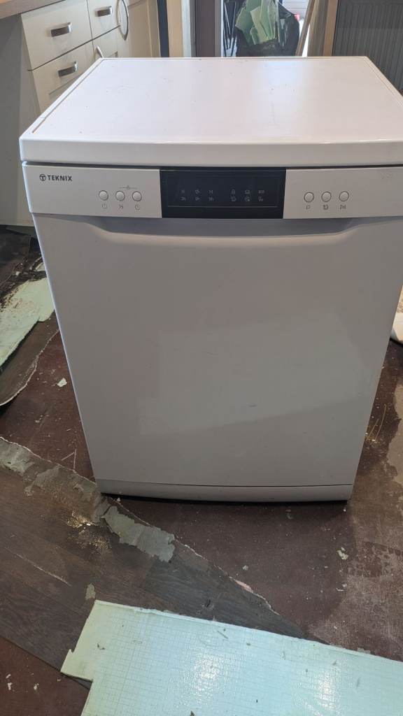 FREE TEKNIX FREESTANDING DISHWASHER - FULLY WORKING