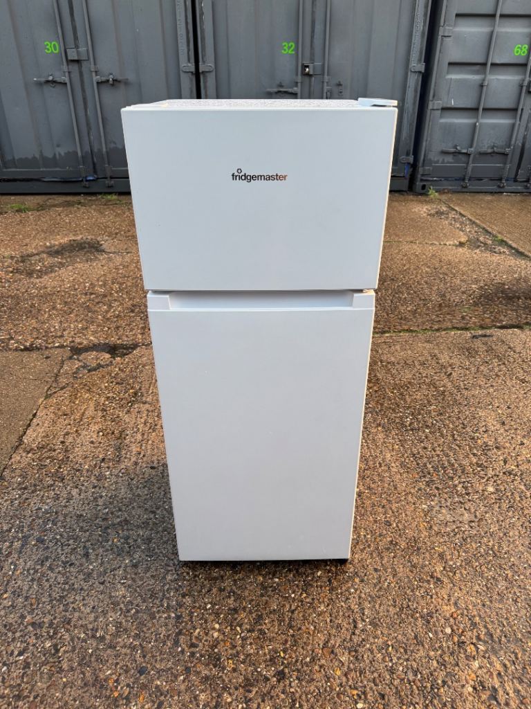 Fridgemaster Fridge Freezer - As Good As New