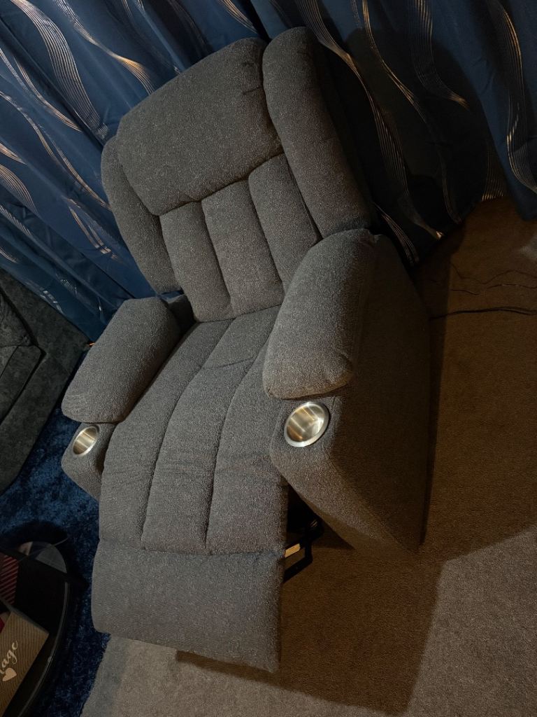 Electric recycling chair with heated seat 