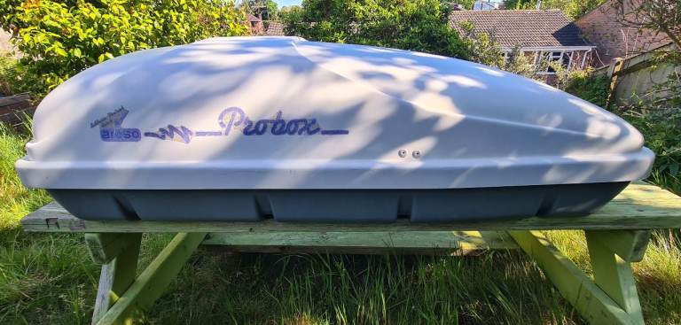 Roof box 135x90x40cm