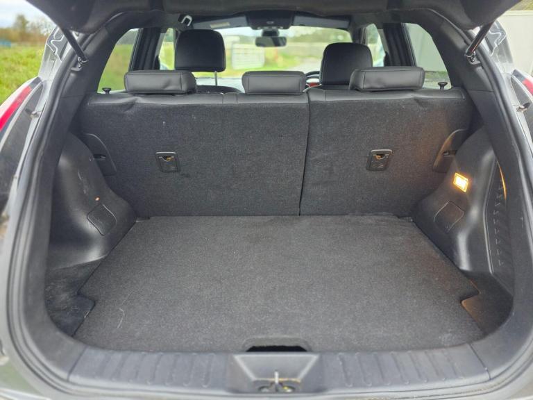 2017 Nissan Juke 1.6 DiG-T Tekna 5dr HATCHBACK PETROL Manual